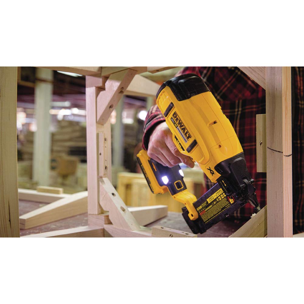 20V MAX Cordless Brad Nailer Kit 18GA P65709