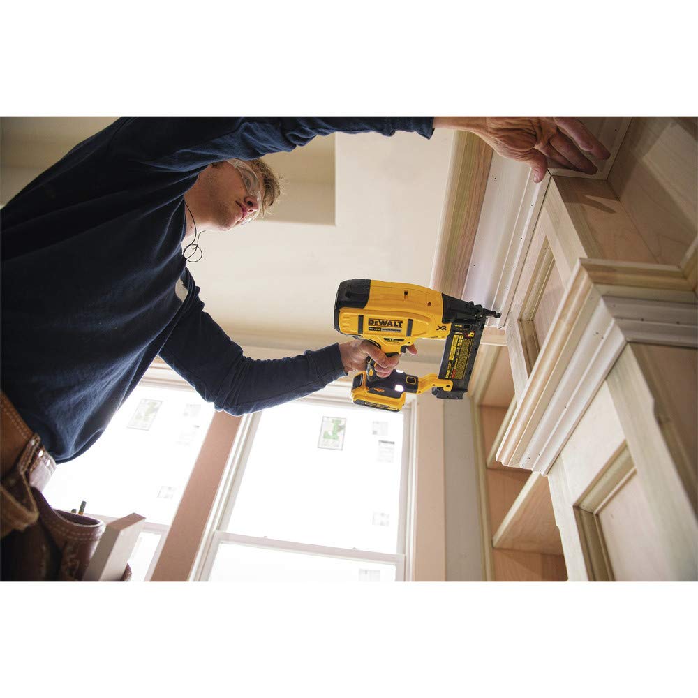 20V MAX Cordless Brad Nailer Kit 18GA P65709